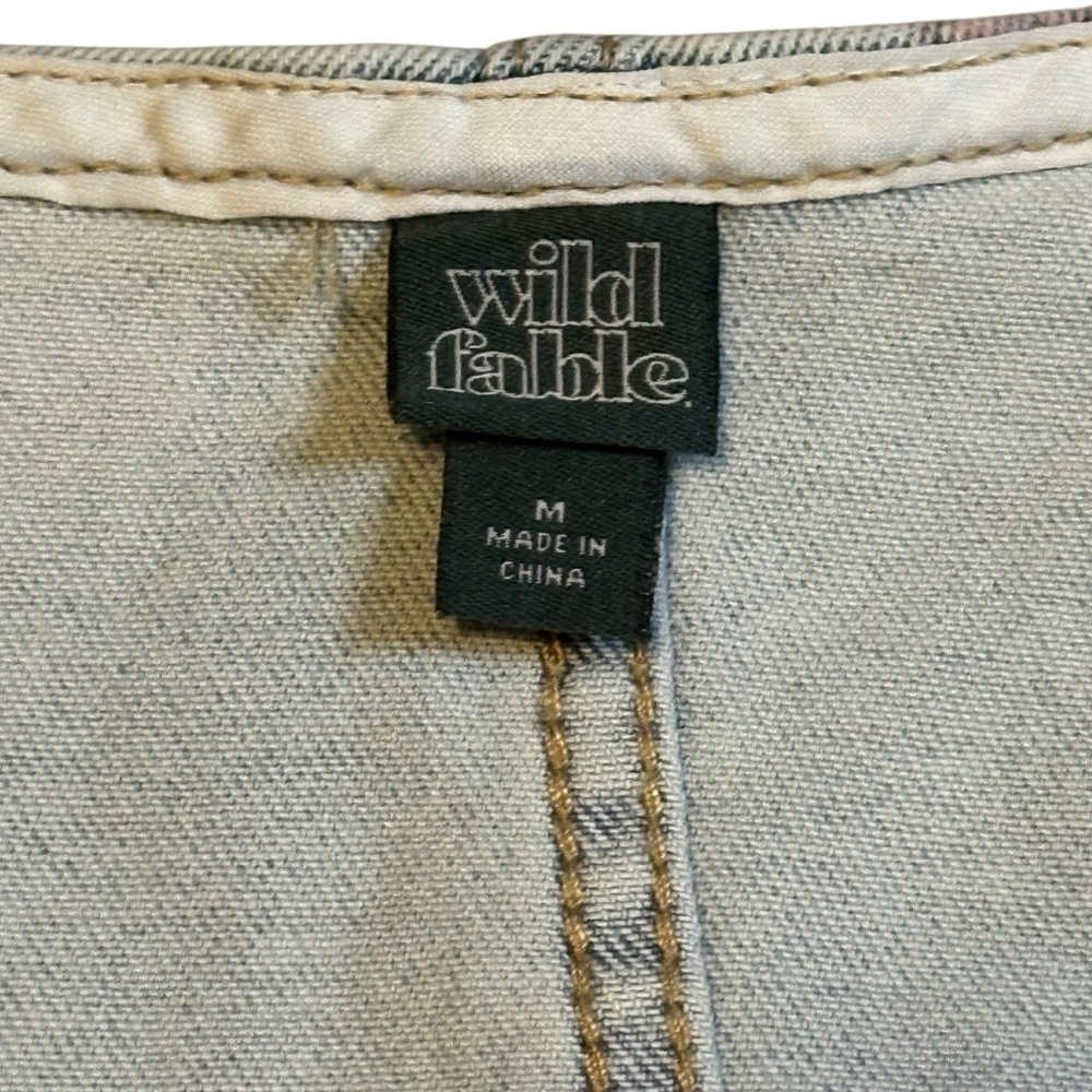 ๐ Wild Fable Denim Light-wash Floral Crop Top - Picture 5 of 9